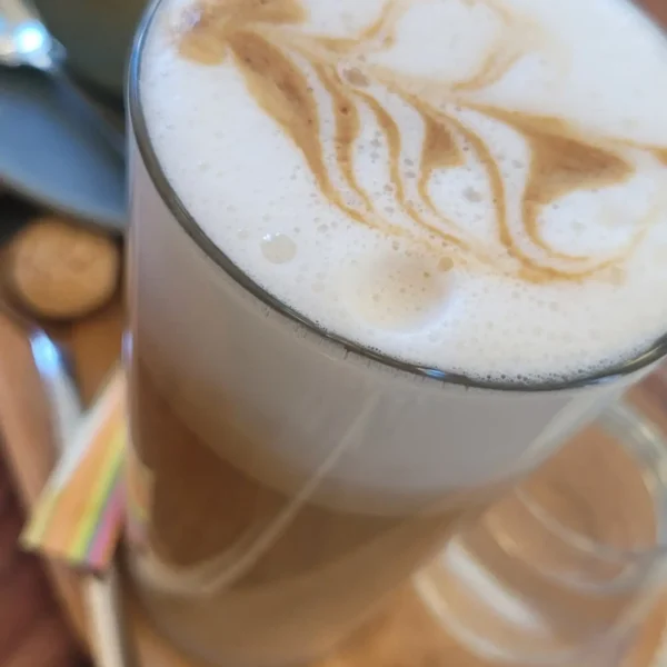 Cappuccino und Latte Art